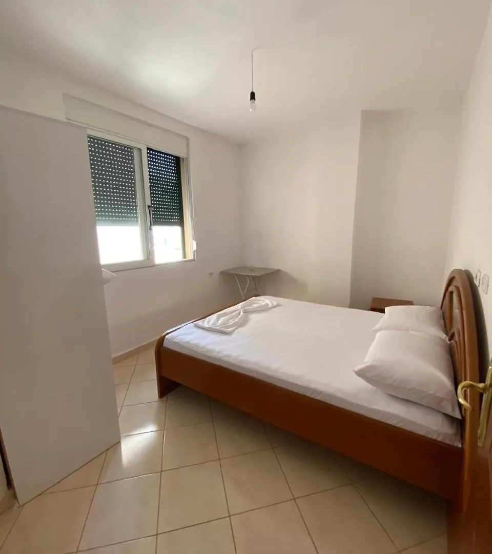 Xhelili Apartament Apartment Sarande