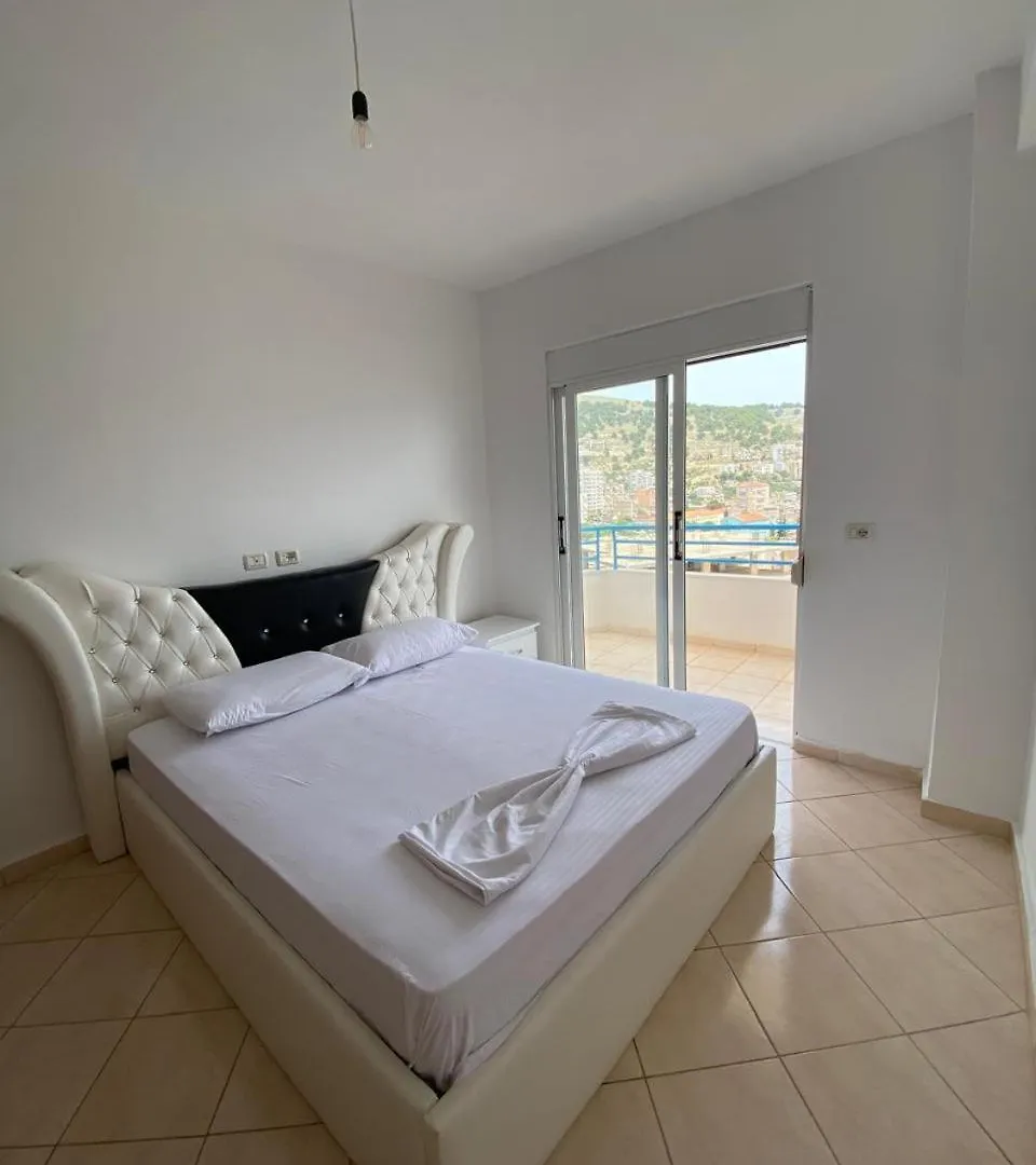 דירות סרנדה Xhelili Apartament